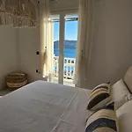 Spika With Seaview And Shared Pool וילה קאלו ליבאדי