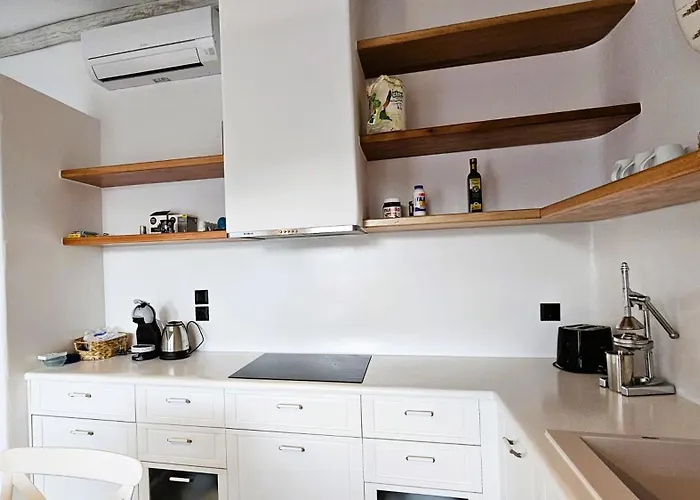 别墅 Spika With Seaview And Shared Pool