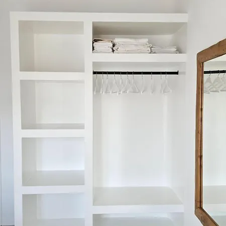 Вилла Spika With Seaview And Shared Pool