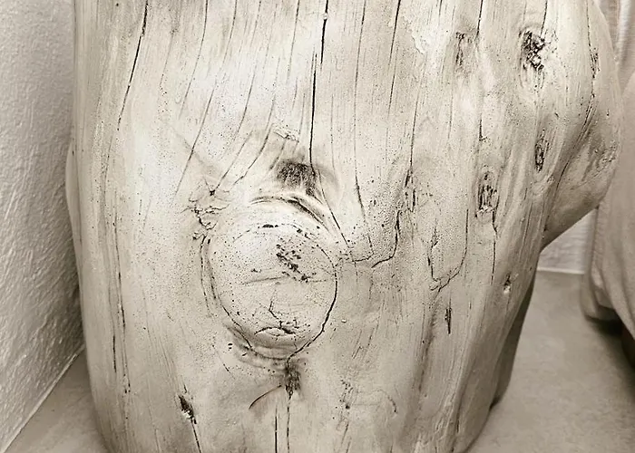 Spika With Seaview And Shared Pool *