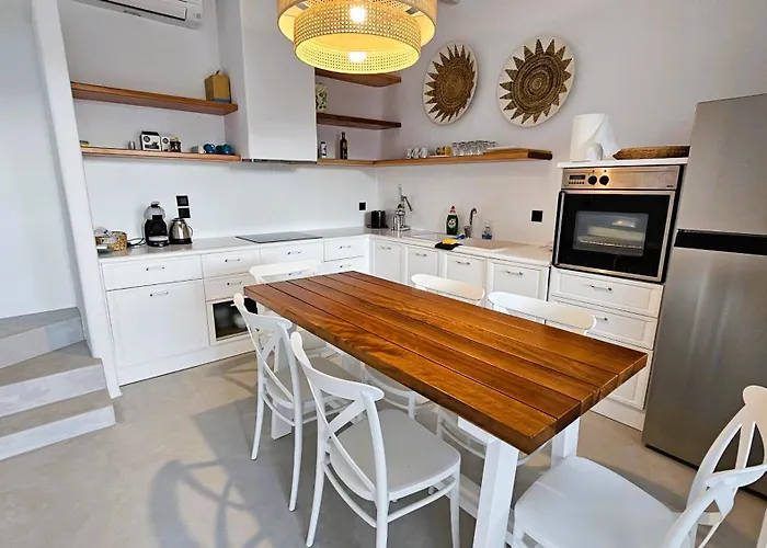 Spika With Seaview And Shared Pool וילה קאלו ליבאדי