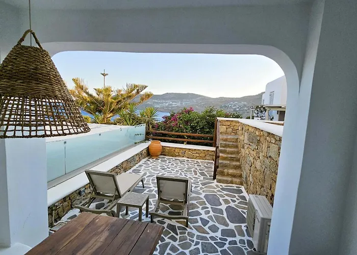 Spika With Seaview And Shared Pool וילה